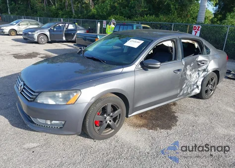 2015 Volkswagen Passat 1.8T Limited Edition from USA, damaged, VIN 1VWAT7A31FC083553